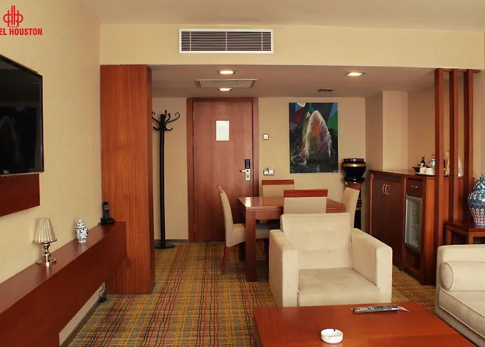 Houston 4*