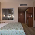 Houston Hotel 4*