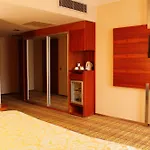Hotel Houston 4*